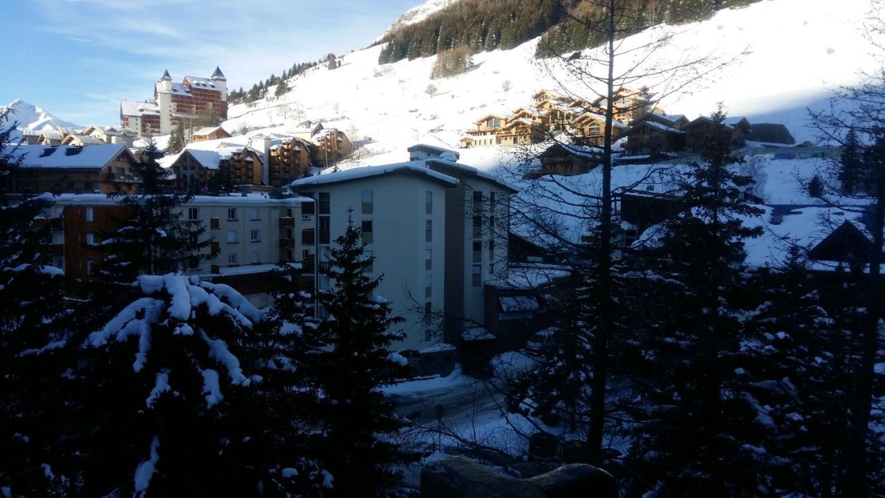 Апартаменты Le Tyrol Ле дез Альп Экстерьер фото